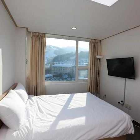 Pyeongchang The White View Bagian luar foto