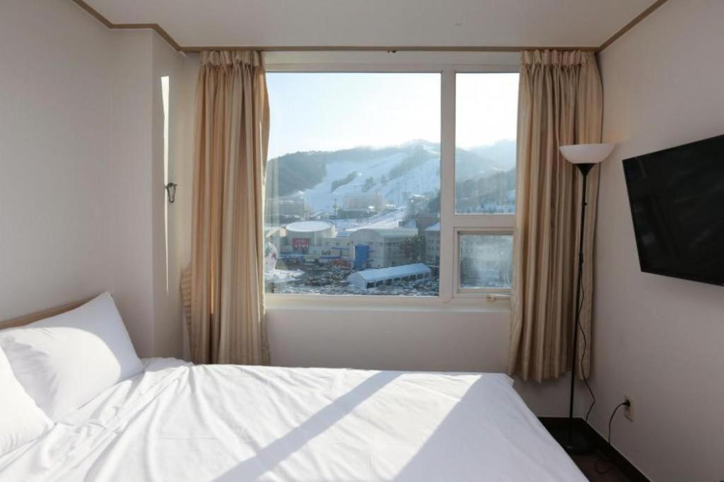 Pyeongchang The White View Bagian luar foto