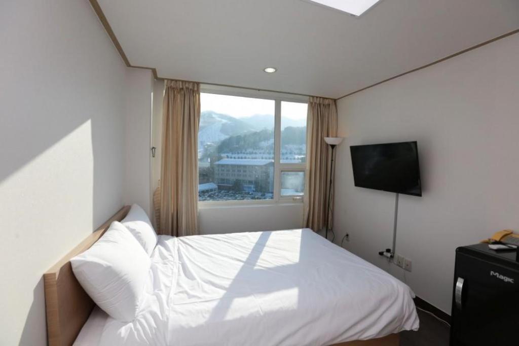 Pyeongchang The White View Bagian luar foto