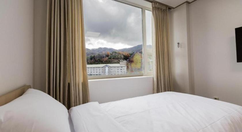 Pyeongchang The White View Bagian luar foto
