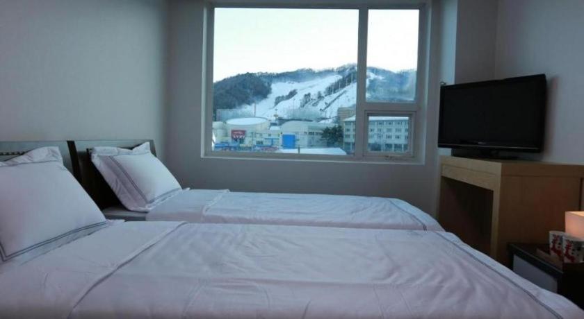 Pyeongchang The White View Bagian luar foto