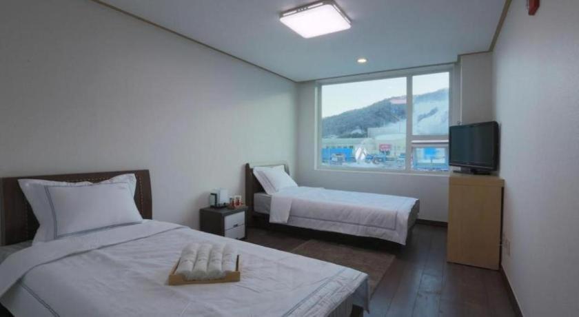 Pyeongchang The White View Bagian luar foto